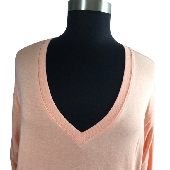 Athleta V Neck Sunrise Sweatshirt in Beach Peach Heather Plus Size 2X - Picture 7 of 14